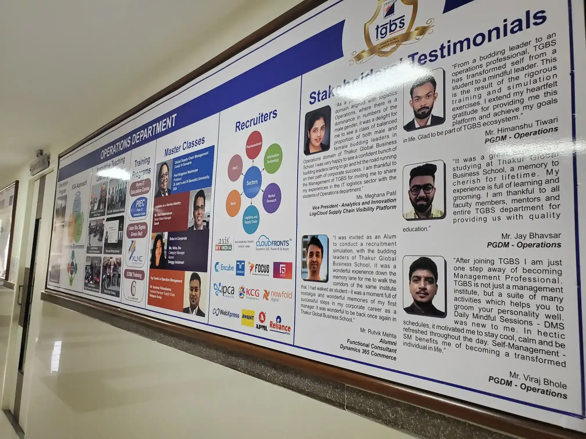 Thakur Global Business School Mumbai Lobby photo 1